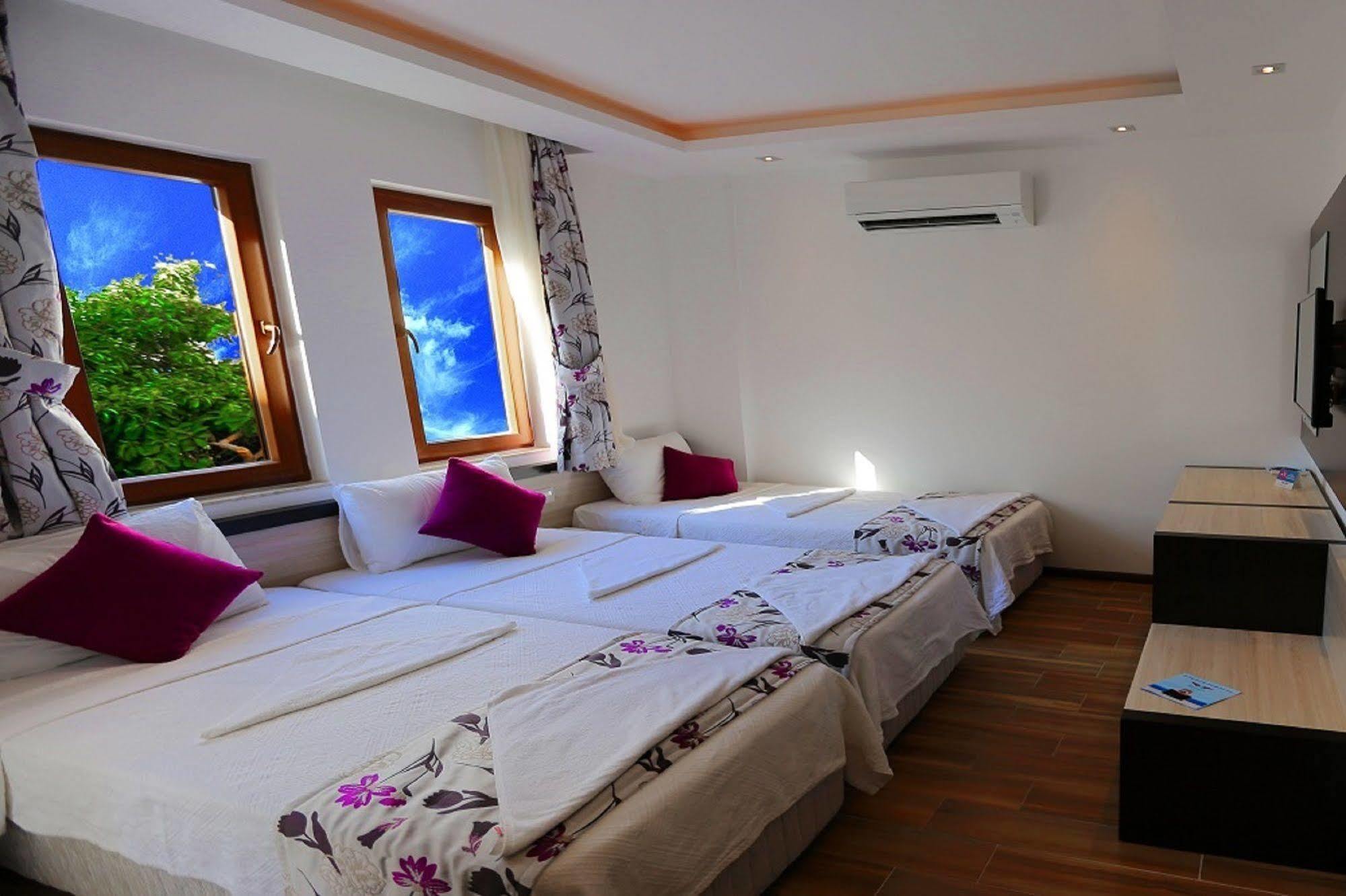 Hotel Hermes Kas Exterior foto